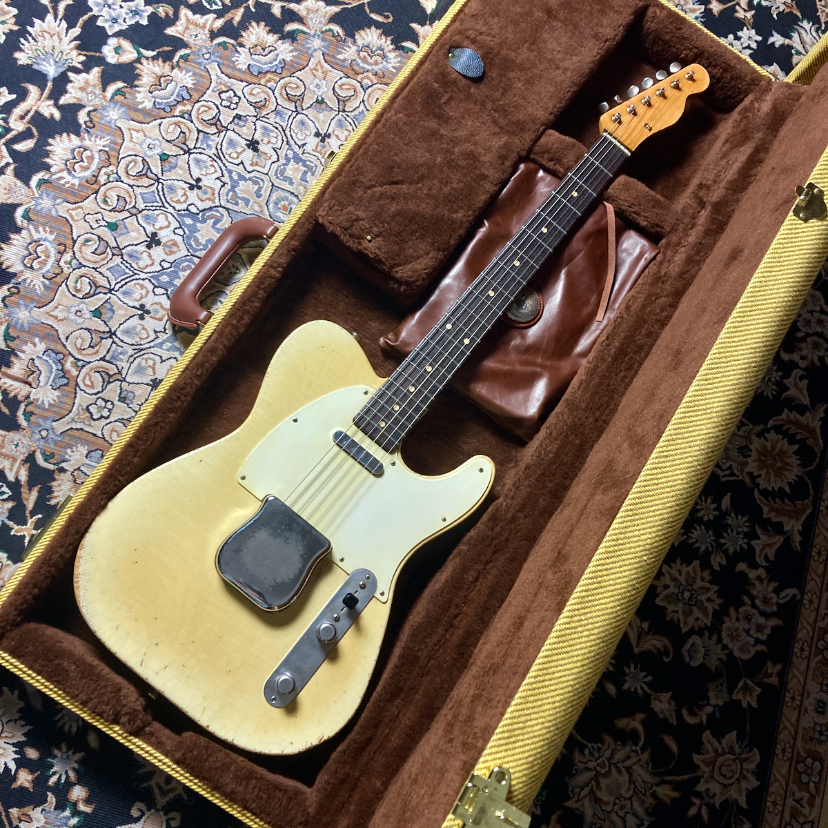 Patrick James Eggle 96 V / Alder / Roasted Flame Maple Neck  / MBL 