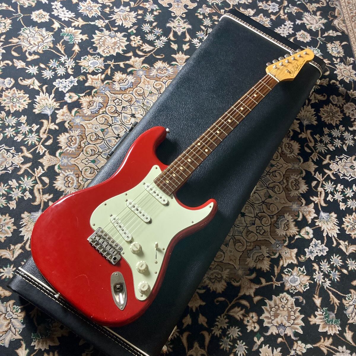 J.W Black Guitars JWB-S / Dakota Red Soft Aged 