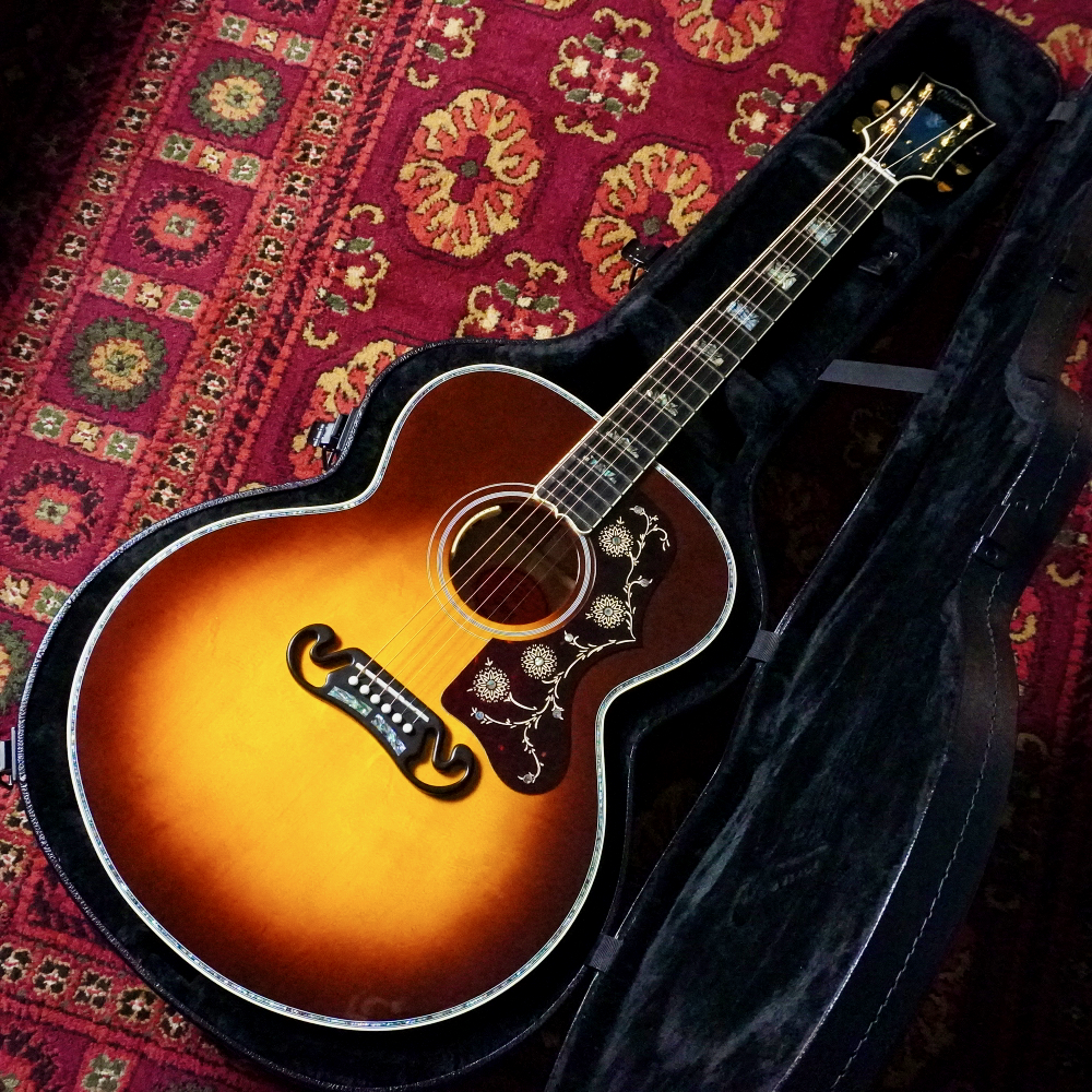 Gibson Custom Shop SJ-200 Quilt Avalon Custom 