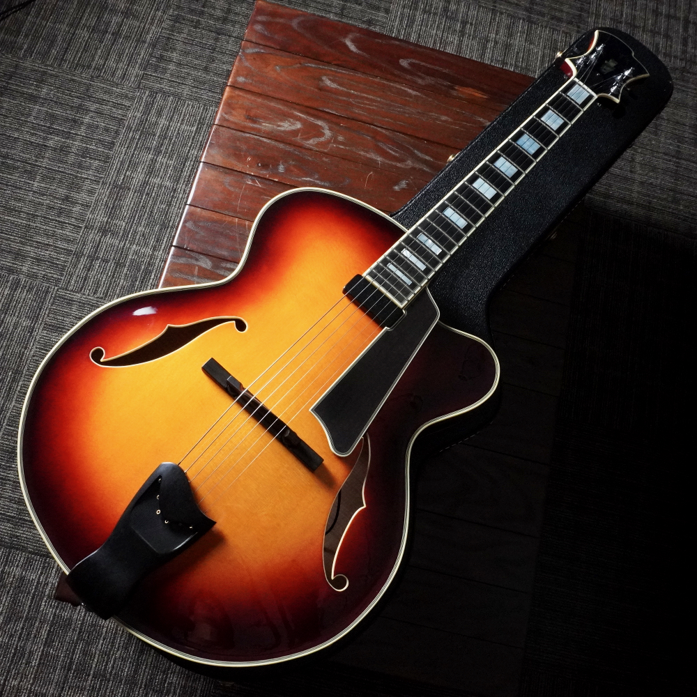 Victor Baker Custom 17″ Classical Jazz Archtop